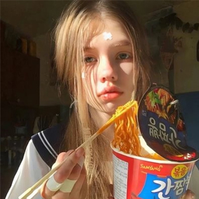 西施翻白眼伸舌头：古代美女西施被恶搞,年轻人娱乐化解读传统文化引热议-4